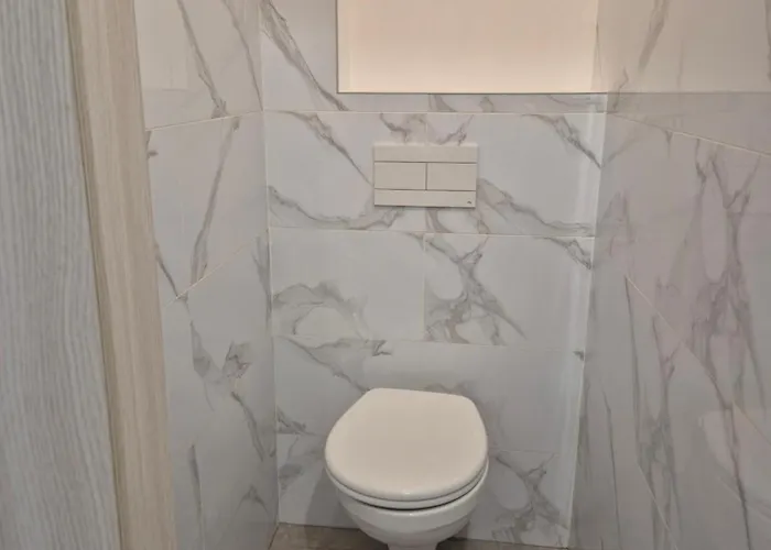 2к в центре одессы, вблизи жд вокзала и моря Apartman *